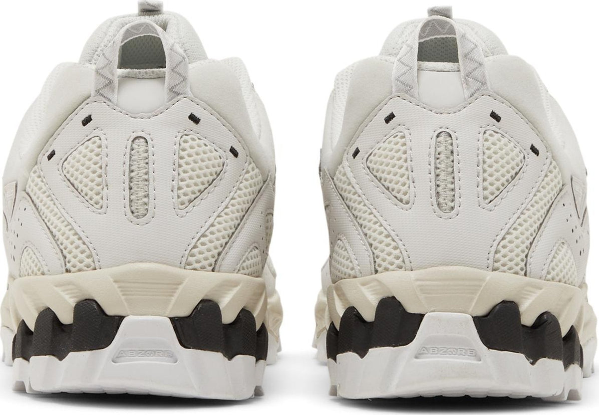 New Balance Men's Ml610 'Nimbus Cloud White Black' Sneakers