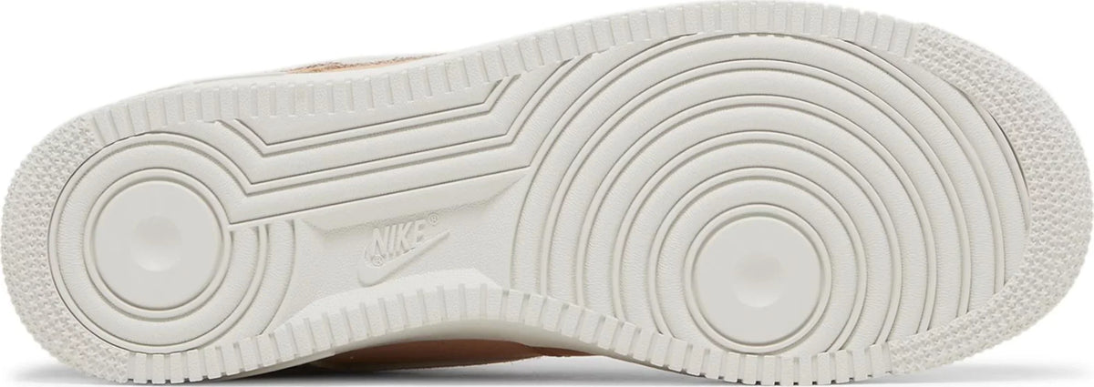 Nike Men's Air Force 1 '07 Lx Nbhd Sneakers
