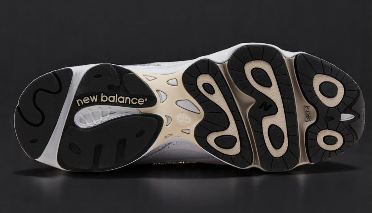 New Balance Men's 1000 'Pearl Grey Black' Sneakers