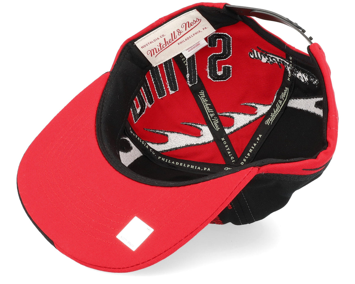 Mitchell & Ness Men's NBA Chicago Bulls Spiral Deadstock Snapback