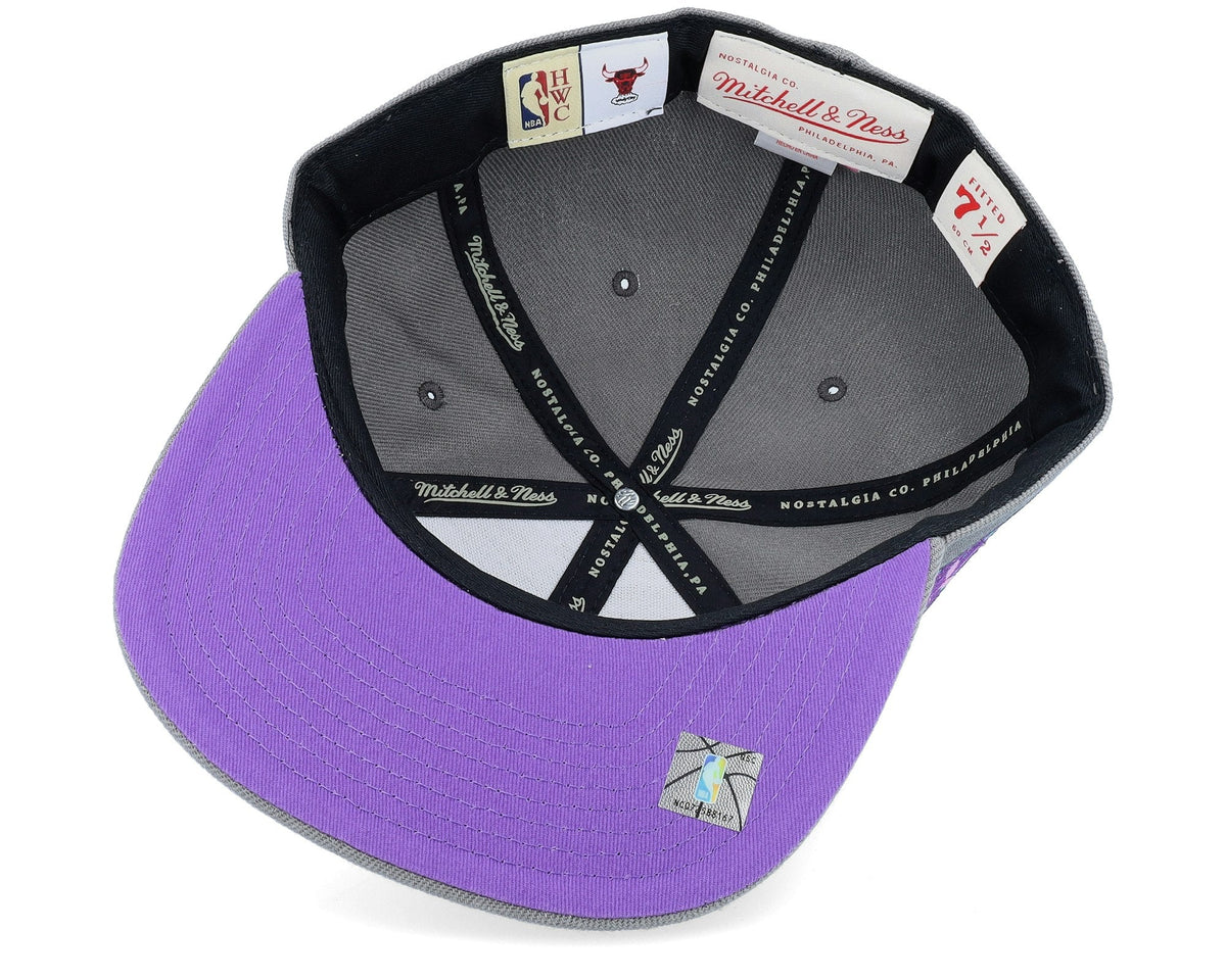 Mitchell & Ness Men's NBA From Dusk Fitted Hwc Bulls Fitted Caps