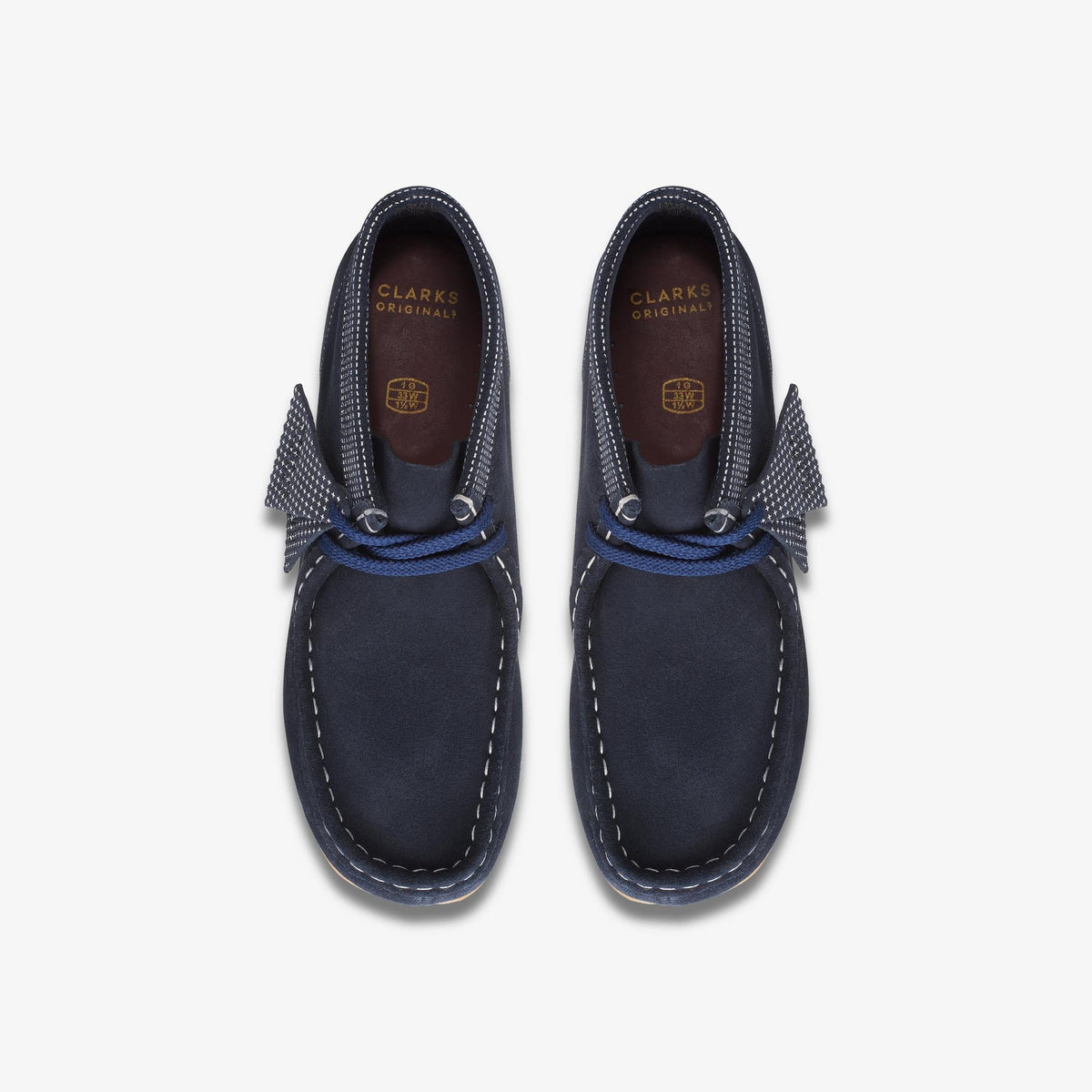 Clarks Youth Wallabeebooto Wide Width Shoes