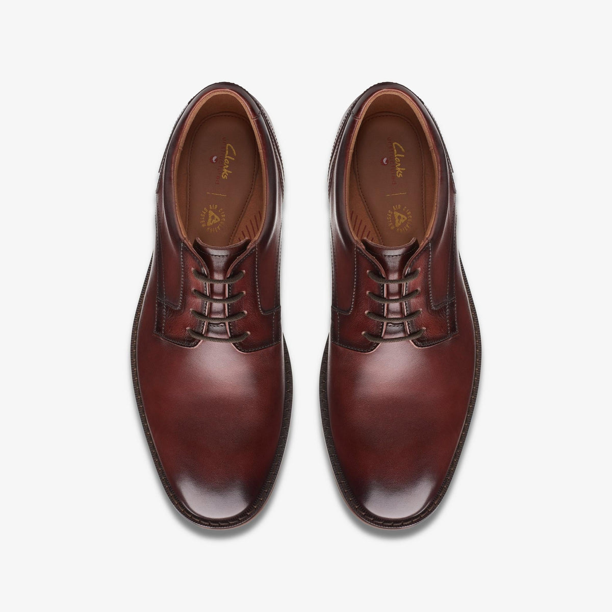 Clarks Unstructured Men's UN Hugh Lace Shoes