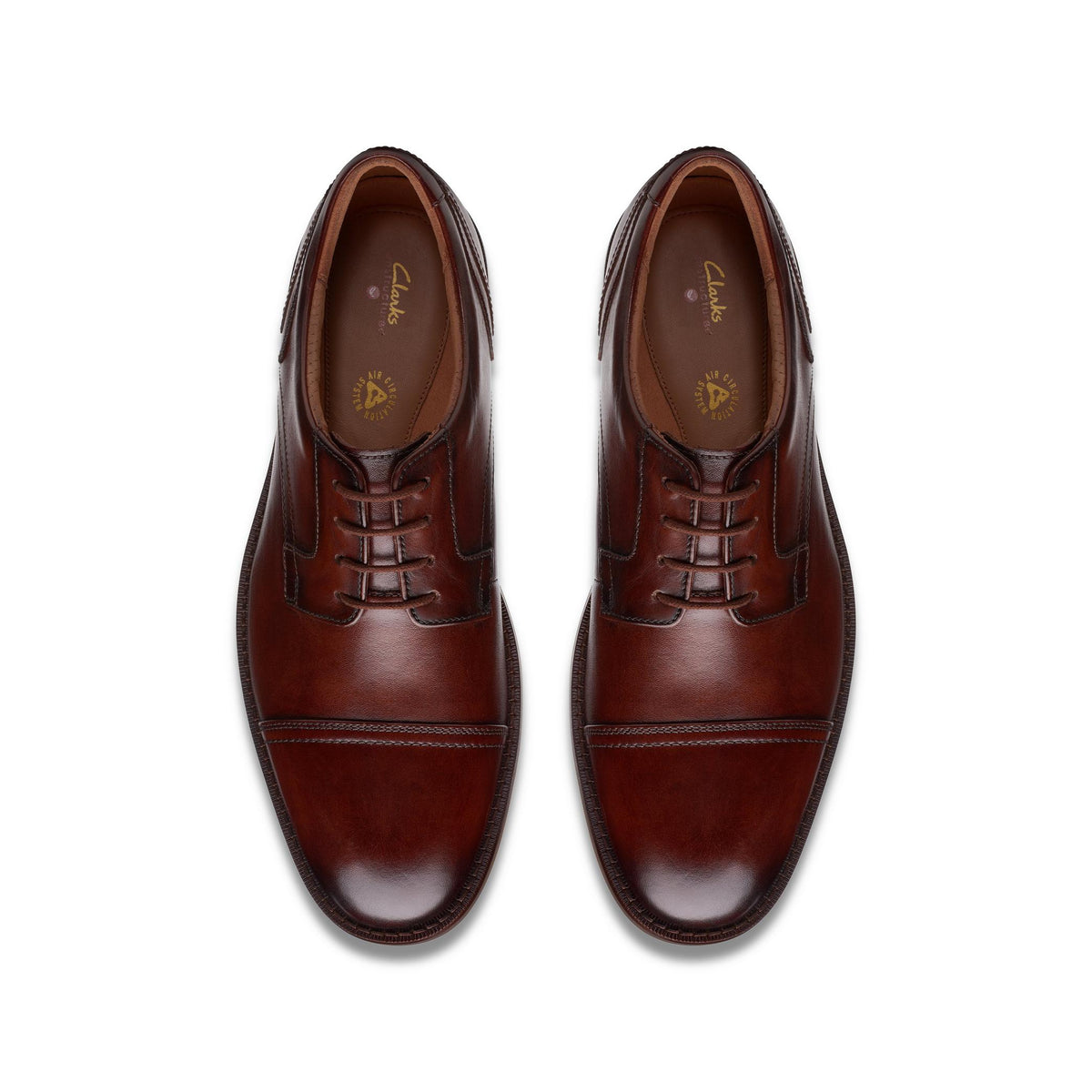 Mens Clarks Un Hugh Cap - Mahogany Leather