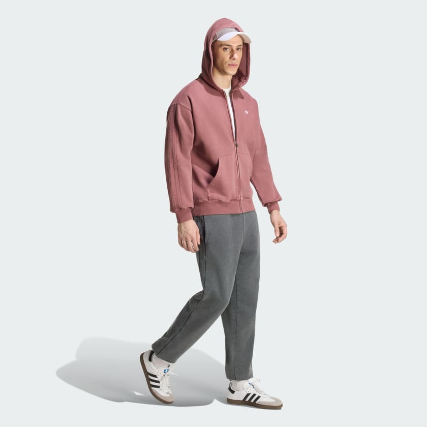 Maroon-