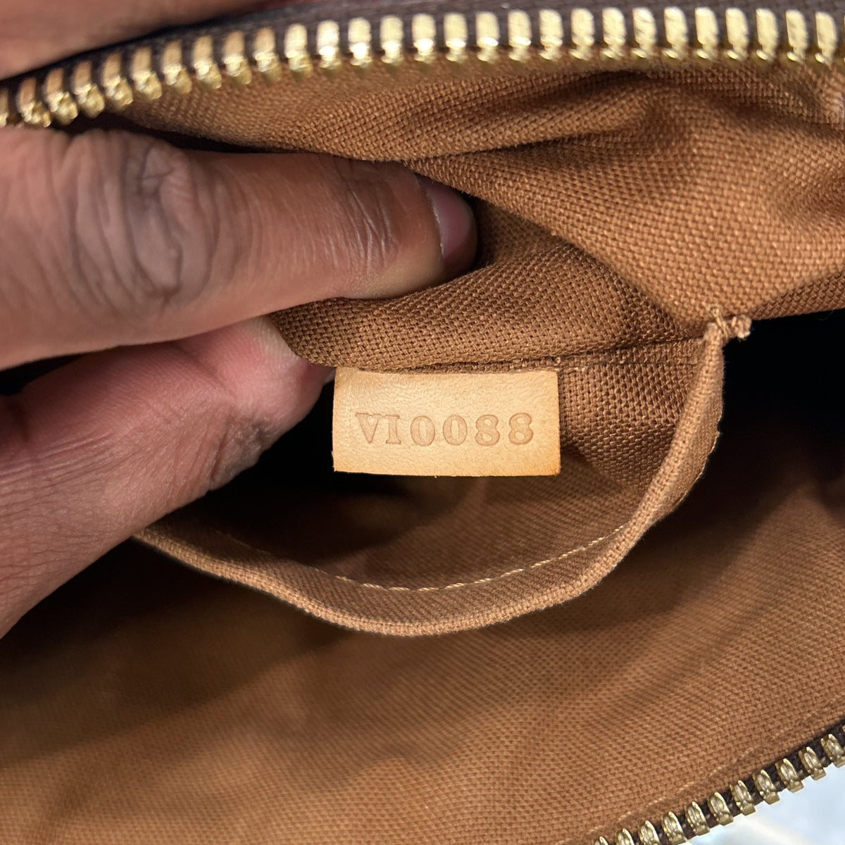 Tivoli Handbag Monogram Canvas PM