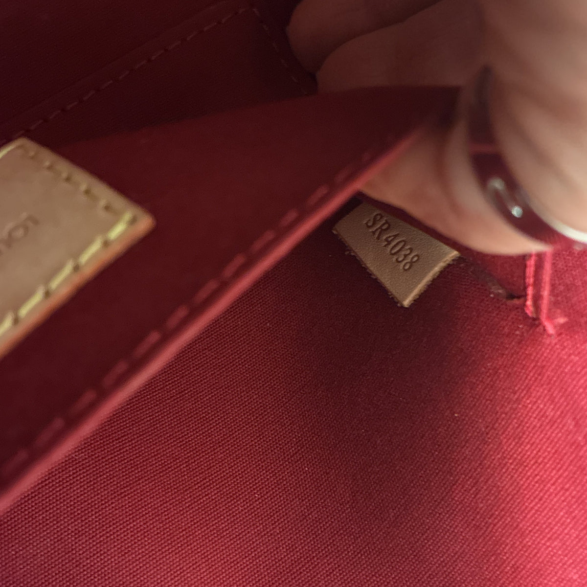 Roxbury Drive Handbag Monogram Vernis
