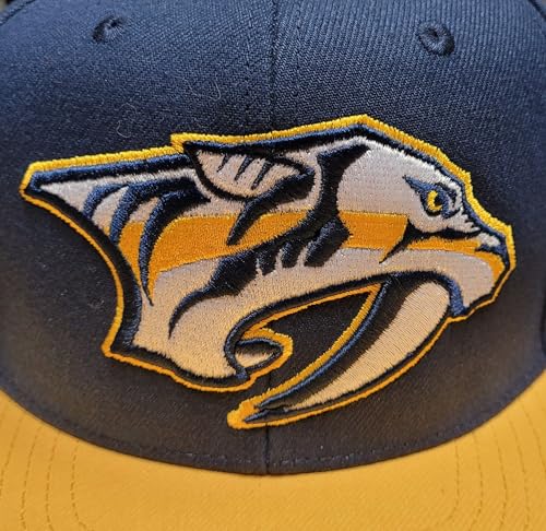 Men's Mitchell & Ness Nhl 2 Tone Side Patch Snapback Predators - Navy-Gold