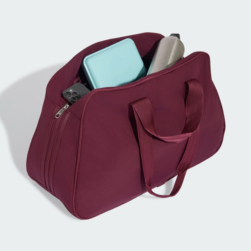 Maroon-