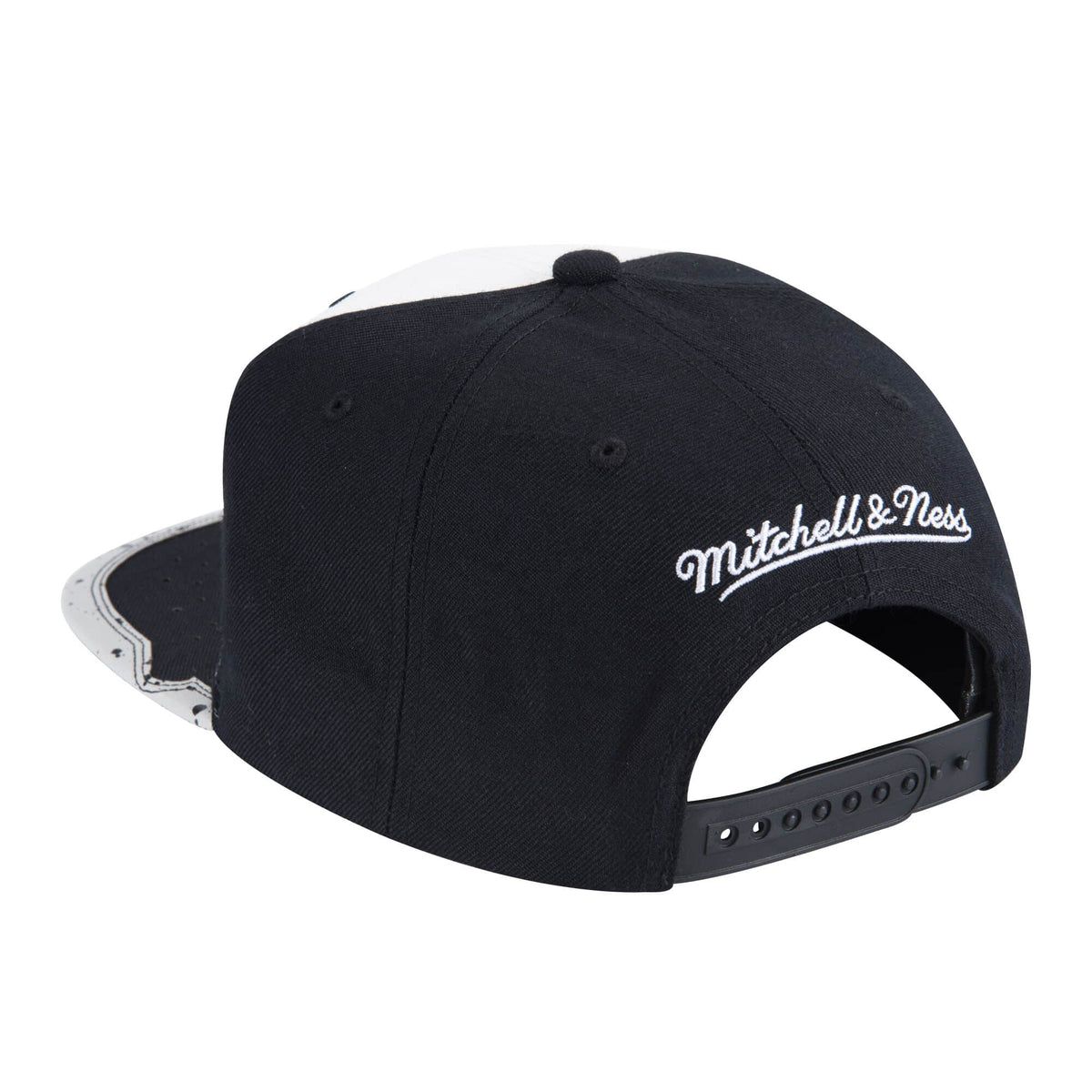 Mitchell & Ness Men's NBA Chicago Bulls Day One Snapback Snapback Caps