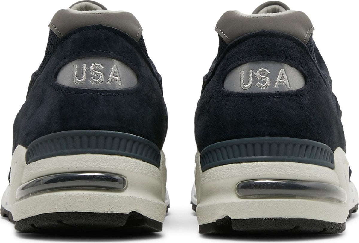 New Balance Men's 990V2 'Navy Grey' Sneakers