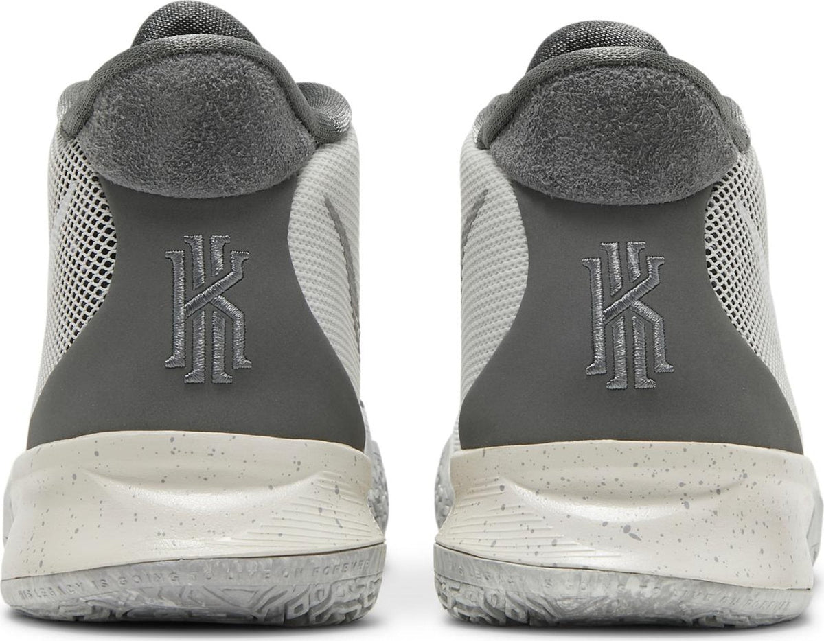 Nike Youth Kyrie 7 Se Gs Shoes