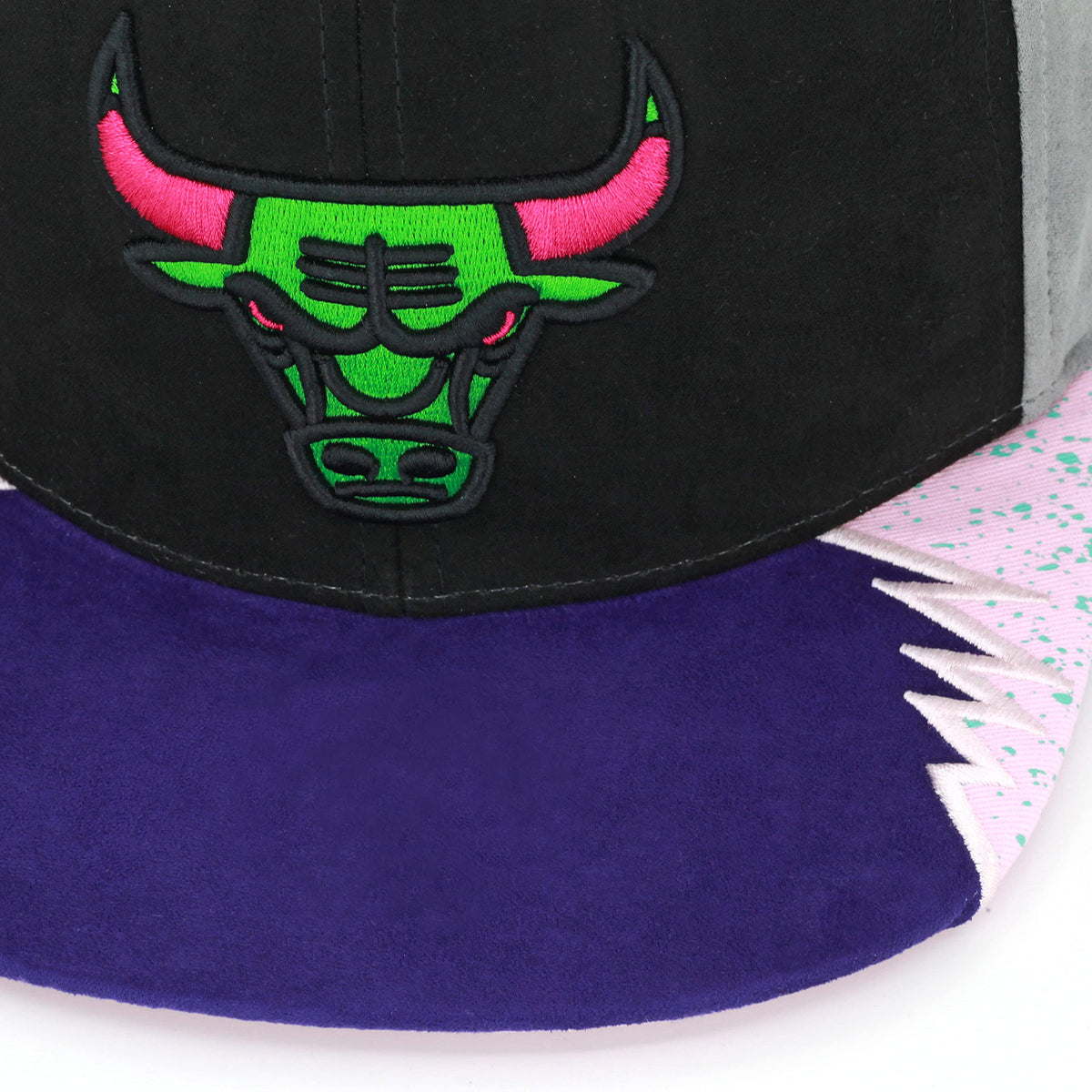 Mitchell & Ness Men's NBA Day 5 Snapback Bulls Snapback Caps