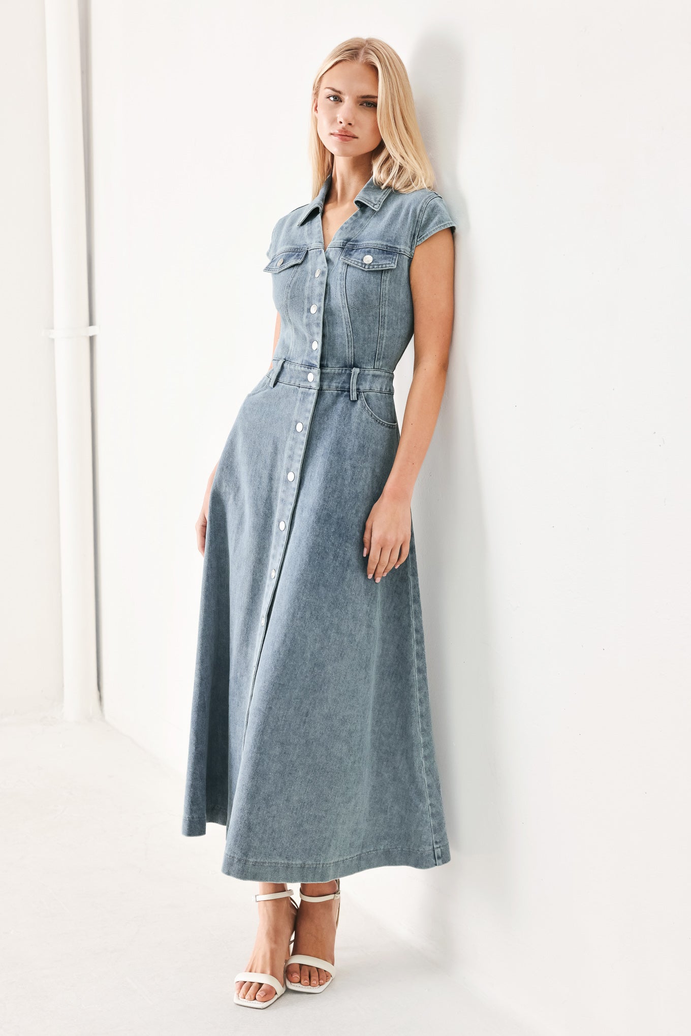 CLASSIC FLOW DENIM MIDI DRESS L FLYING TOMATO LIGHT DENIM / L