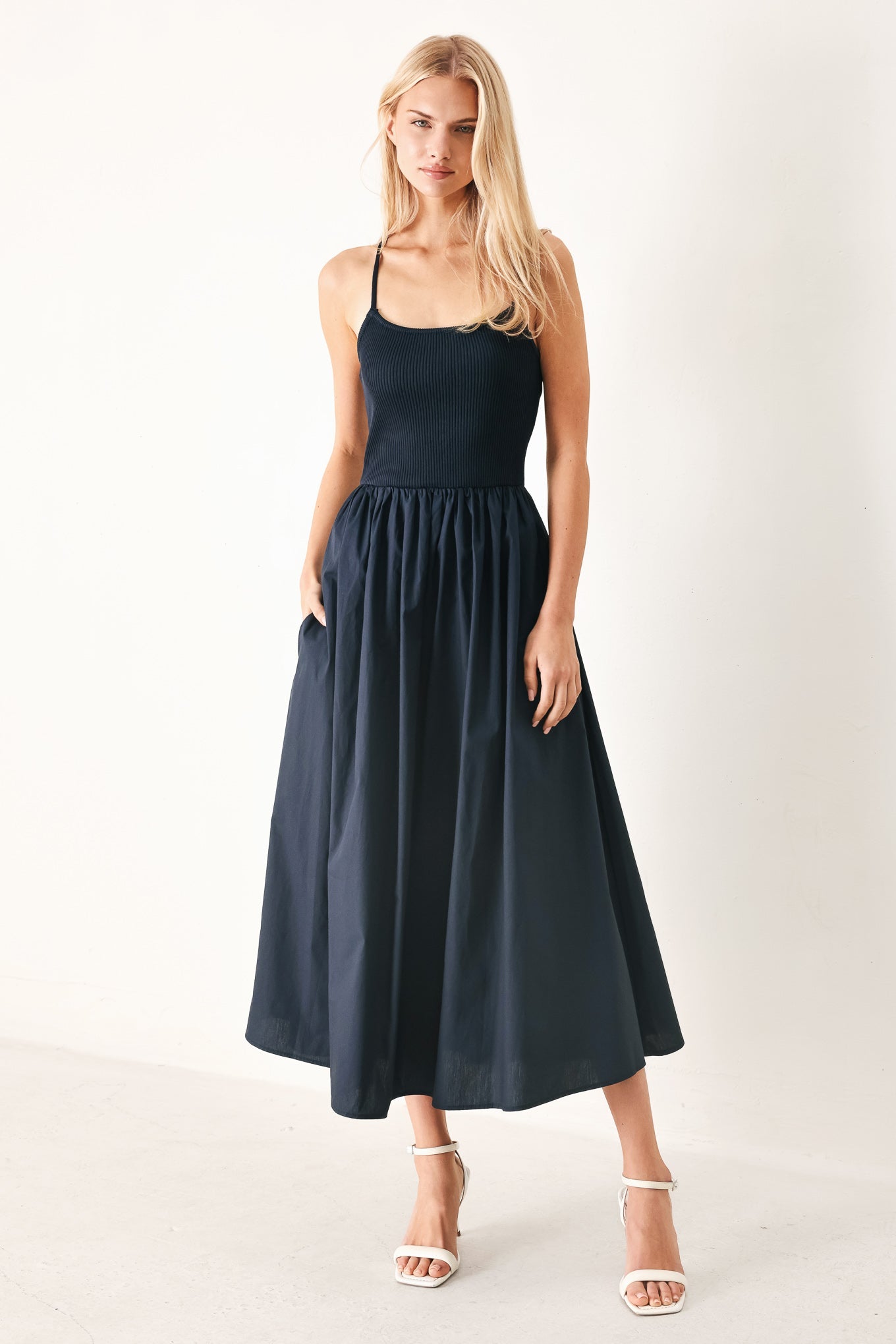 breeze knit midi dress EASY NAVY WOVEN DRESS, NAVY / L style_group:Navy Jacket