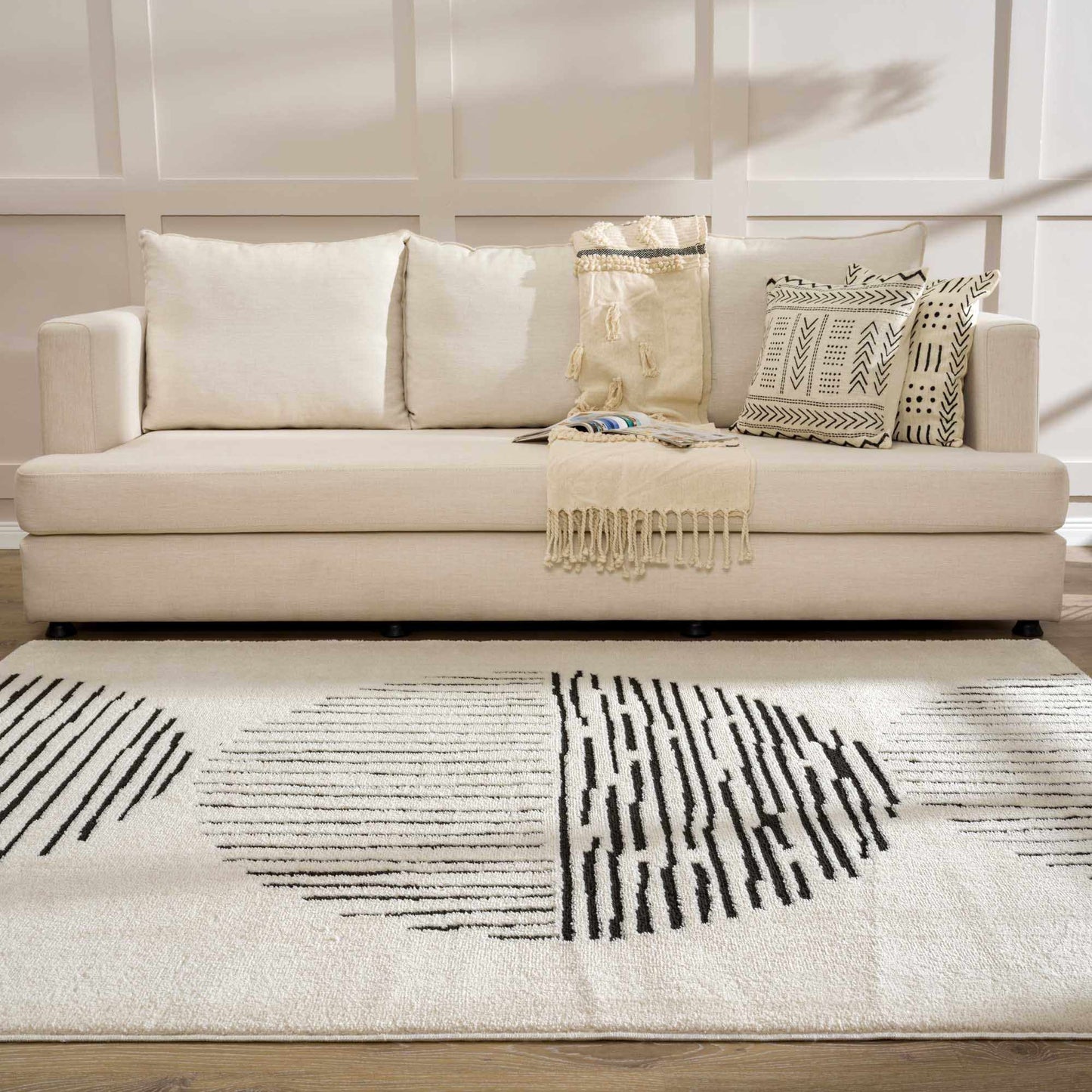 Mahsa Area Rug