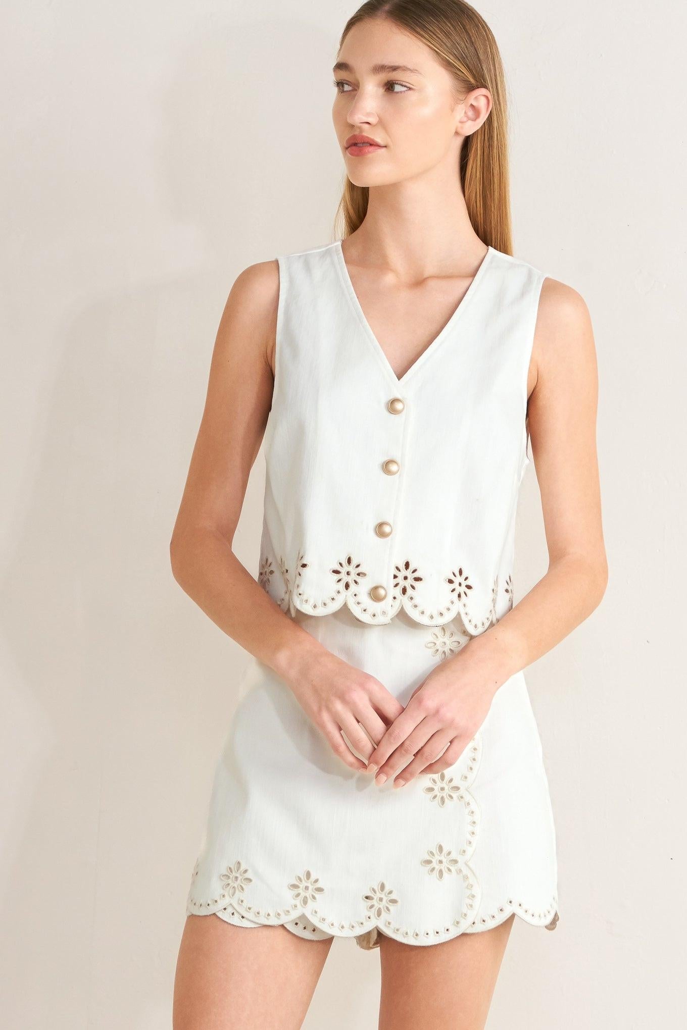 Seafoam Scallop Woven Vest