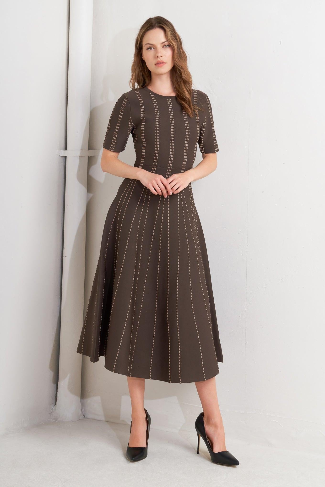 sweater length midi dress DOT DANCE KNIT L FREEMARKET BROWN / L Ladies Dresses Guess Light NA-07.23.26AM Machine washable.Imported Color:Black/Light Canvas