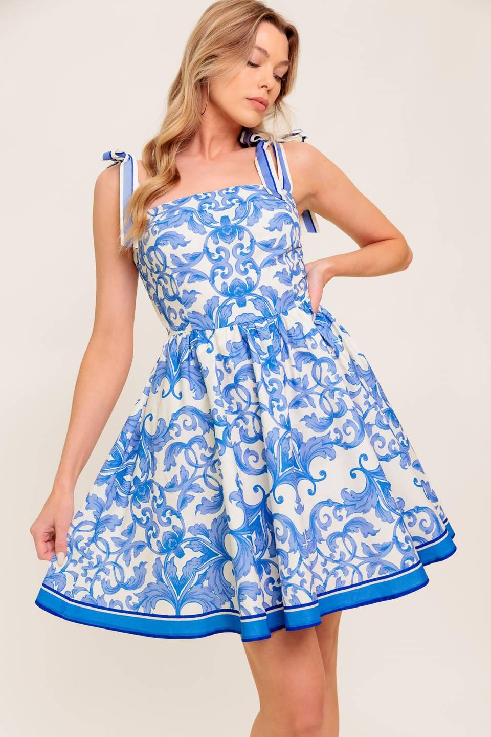 florence mini dress DAYS FLORAL BLUE WOVEN L FLYING TOMATO IVORY BLUE / L resale The tiered hem adds Rhinestones Appliqued Sparkly Short Size:US 8 / UK 12