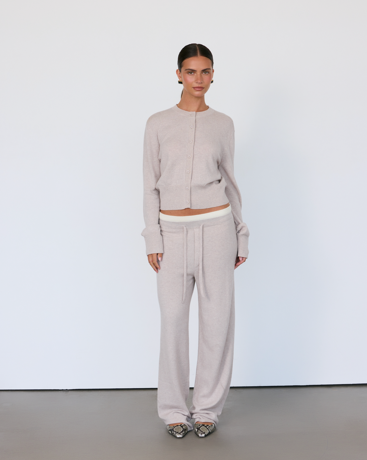 Tove Cashmere Cardigan - Stone