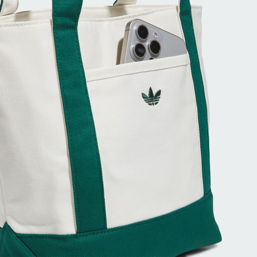 Off White / Collegiate Green-