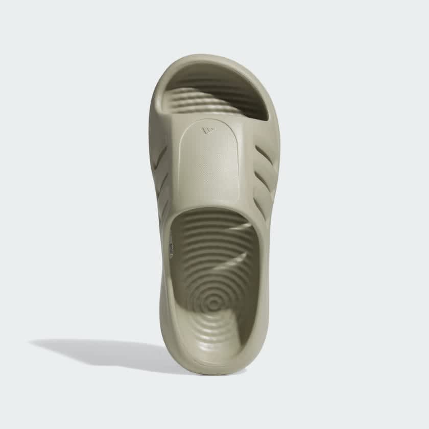 Silver Pebble / Silver Pebble / Silver P-