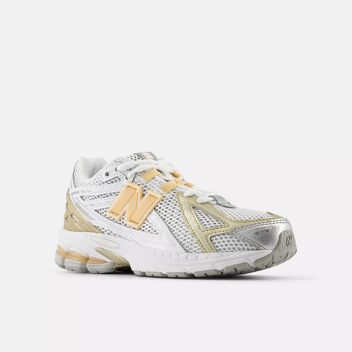 New Balance Grade School 1906r Silver Metallic Peach Bloom