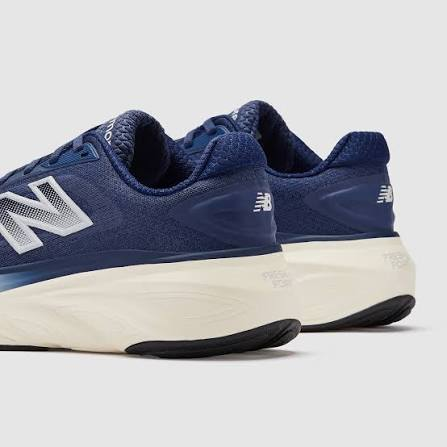 New Balance Fresh Foam X More V6 Women's Running Shoes