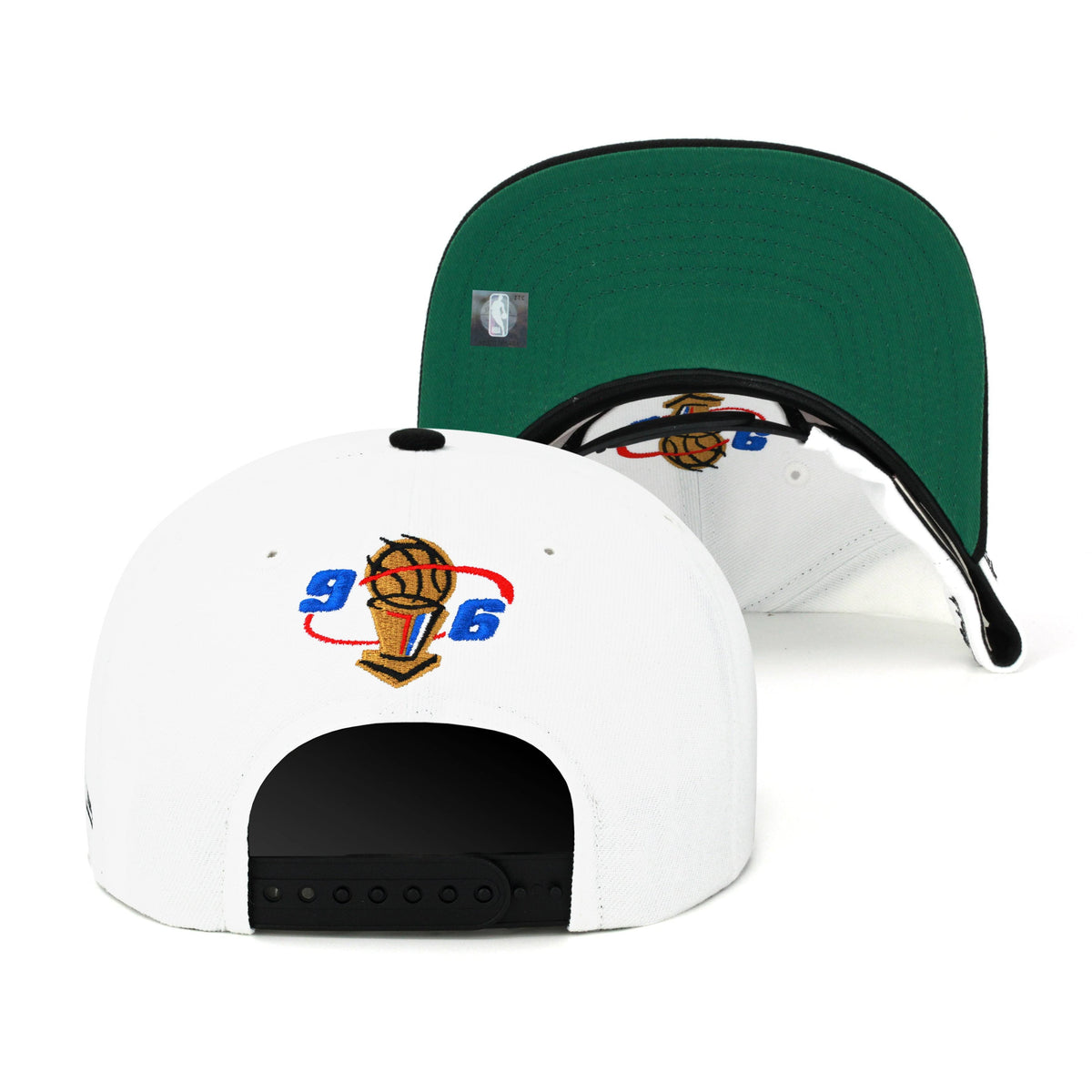 Mitchell & Ness Men's NBA Chicago Bulls 96 Champions Wave 2T Snapback