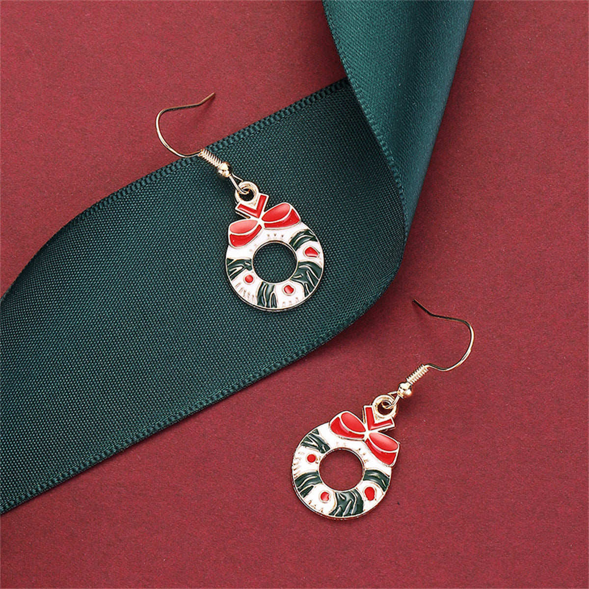 White & Goldtone Wreath with Bow Drop Earrings