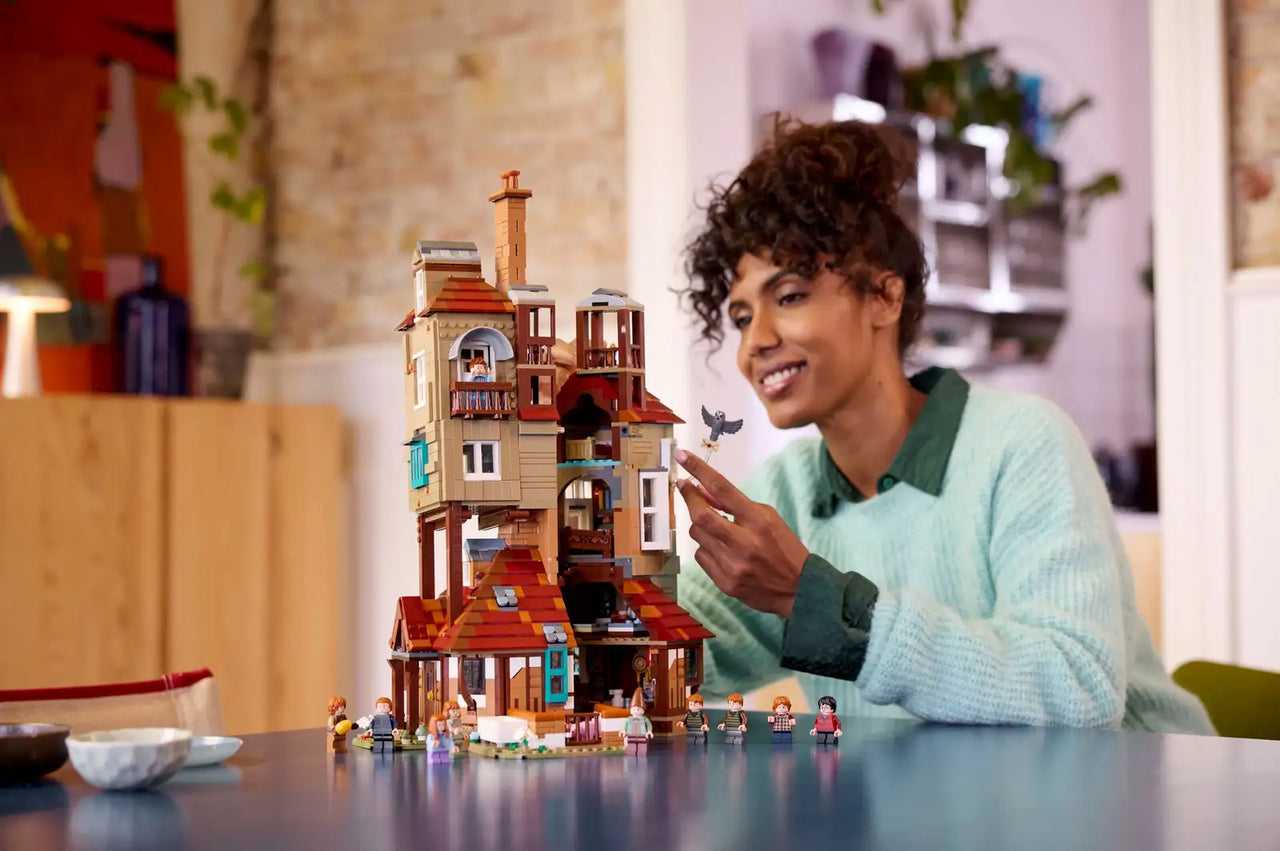 LEGO The Burrow – Collectors' Edition-HARRY POTTER TM