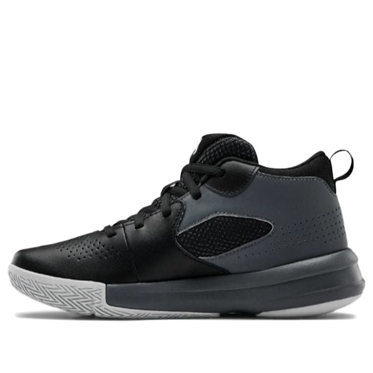 Under Armour GS Lockdown 5 Kids Basketball Shoes