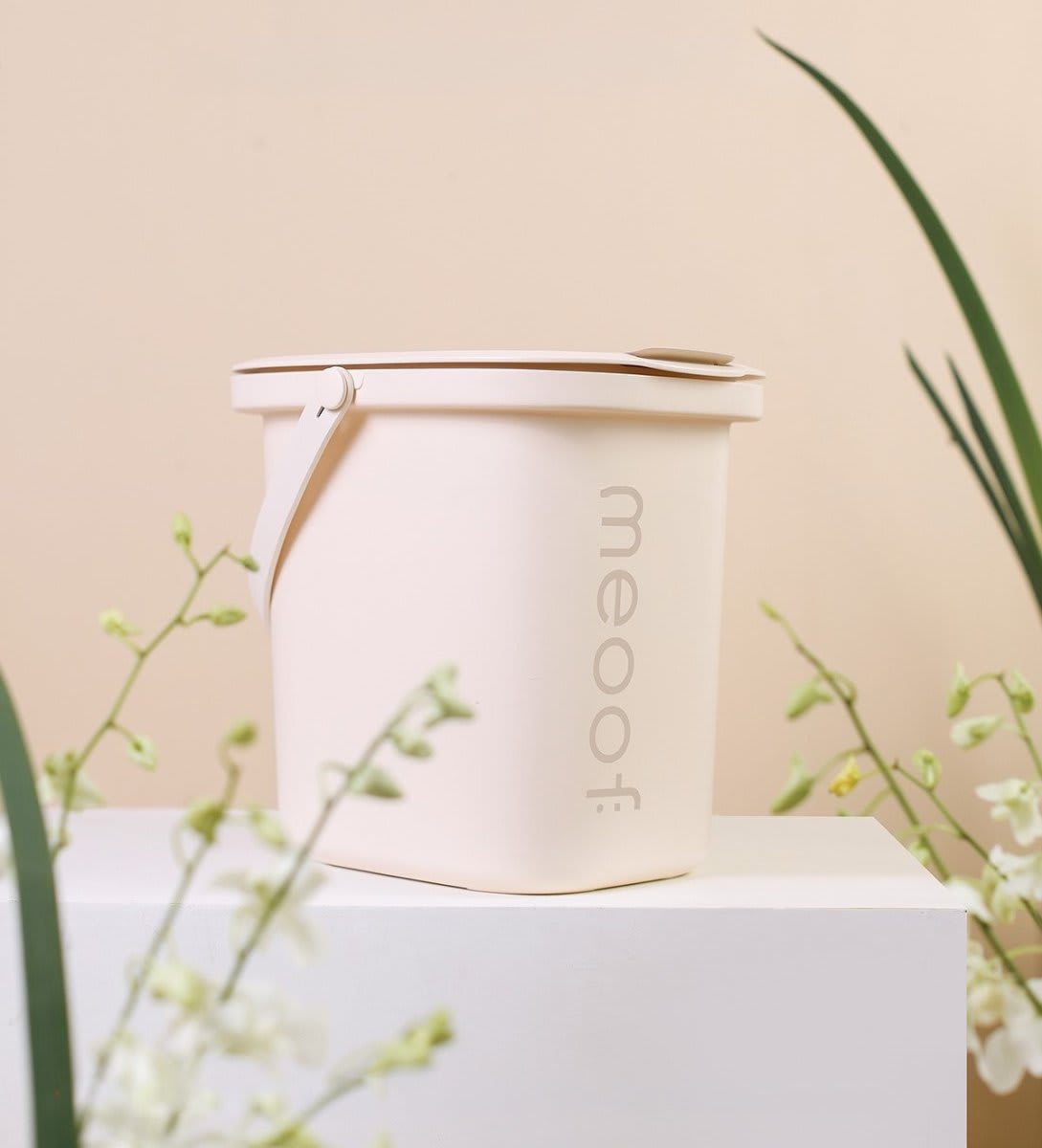 Meoof Smart Vacuum Pet Food Storage Container