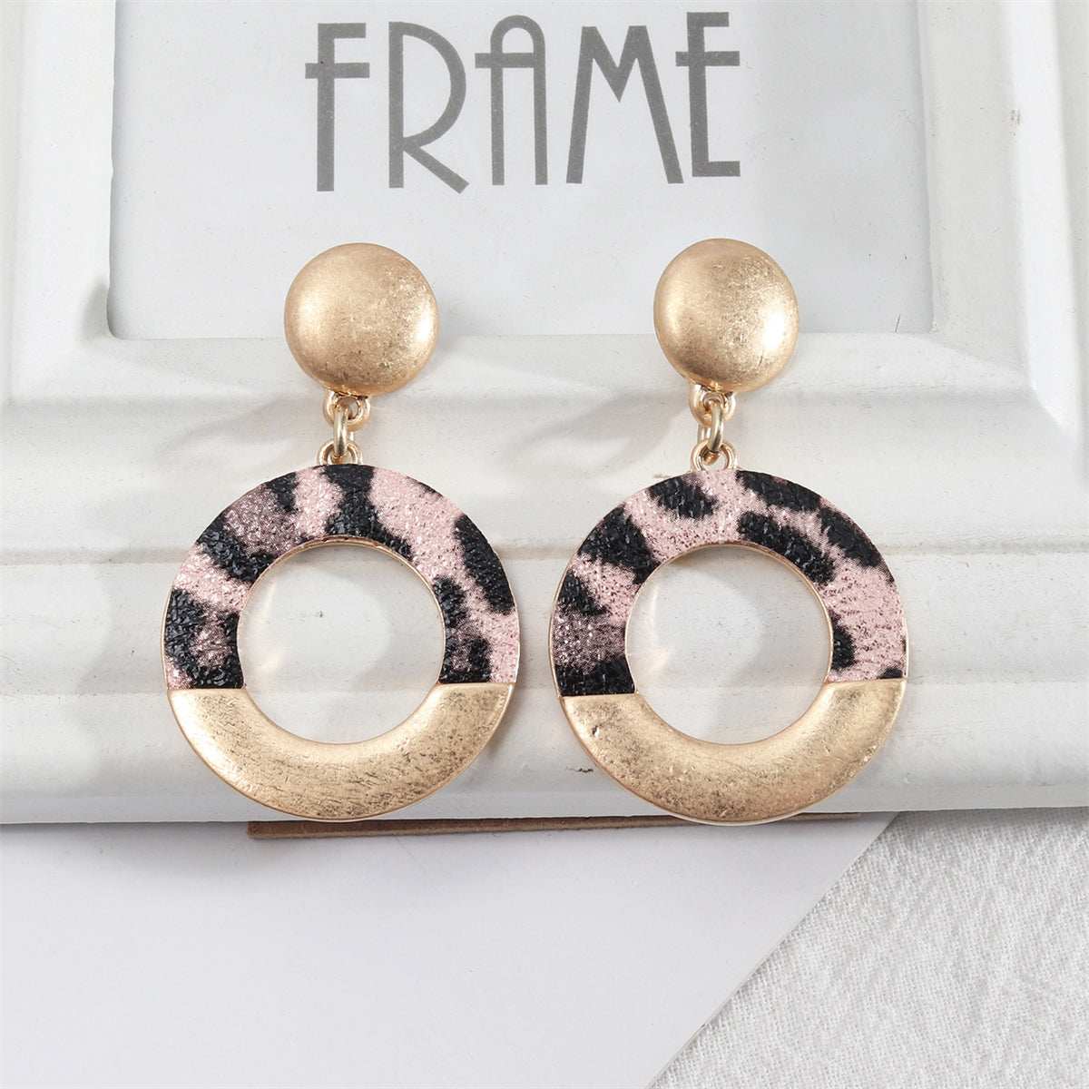 Pink-