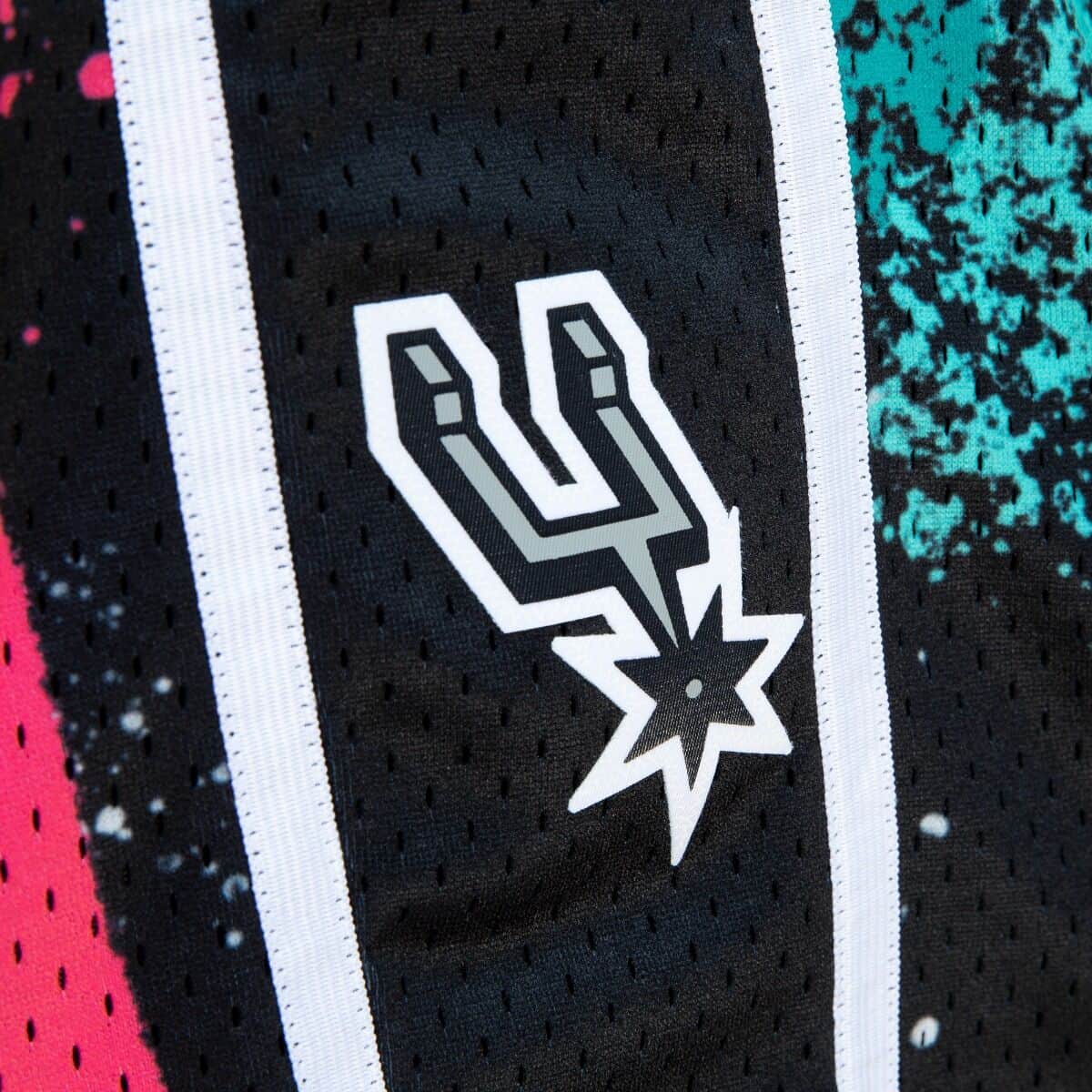 Mitchell & Ness Men's NBA Hyper Hoops Swingman Shorts - San Antonio Spurs 1998 Shorts