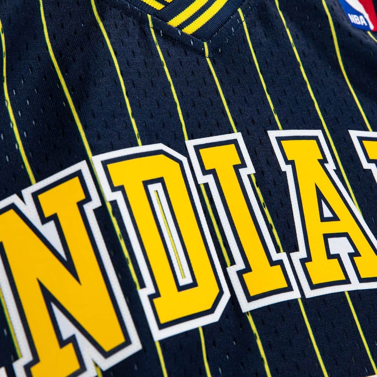 Mitchell & Ness Men's NBA Swingman Jersey Pacers 2003 Jermaine O’Neal