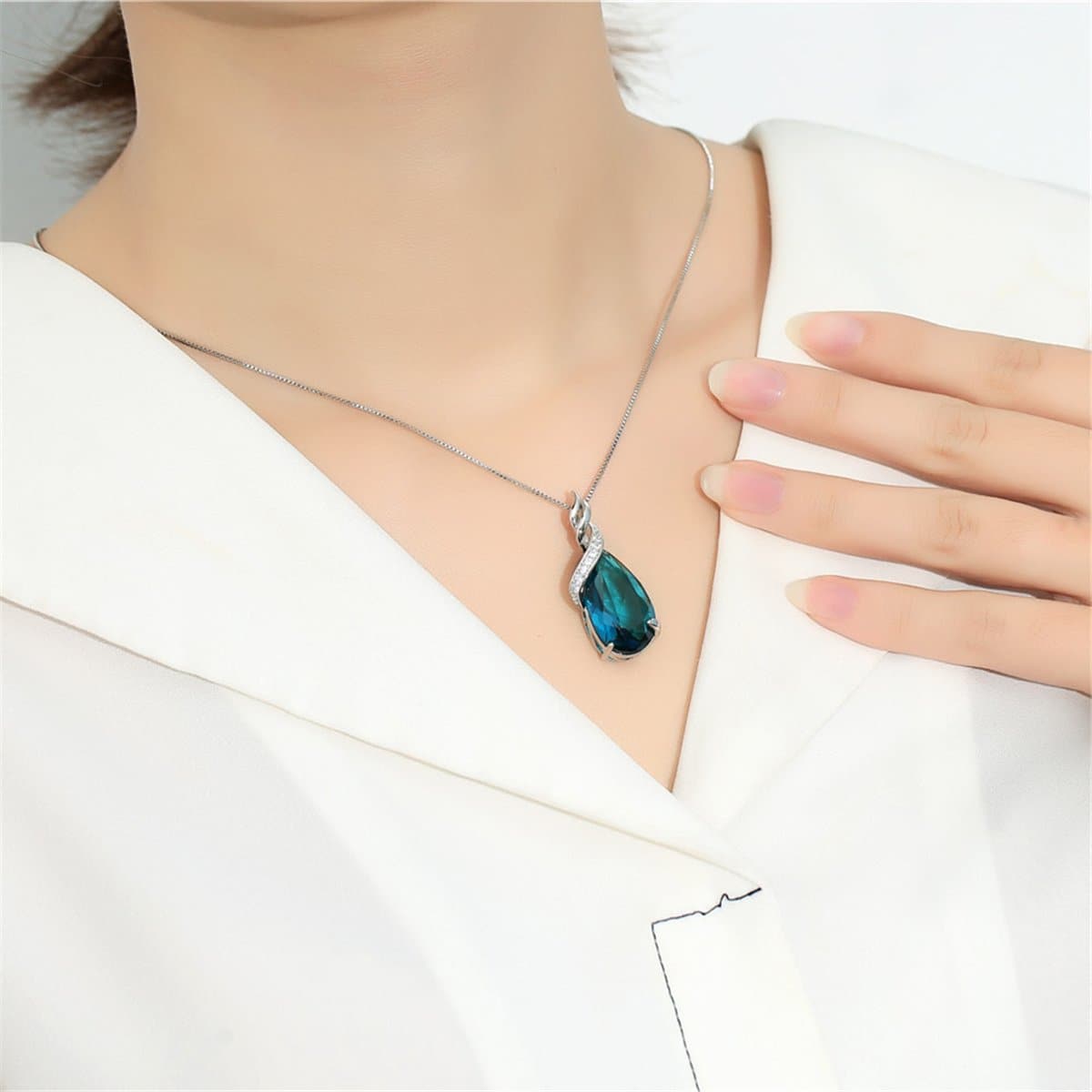 Blue Crystal & Cubic Zirconia Wrap Bezel Prong Pendant Necklace