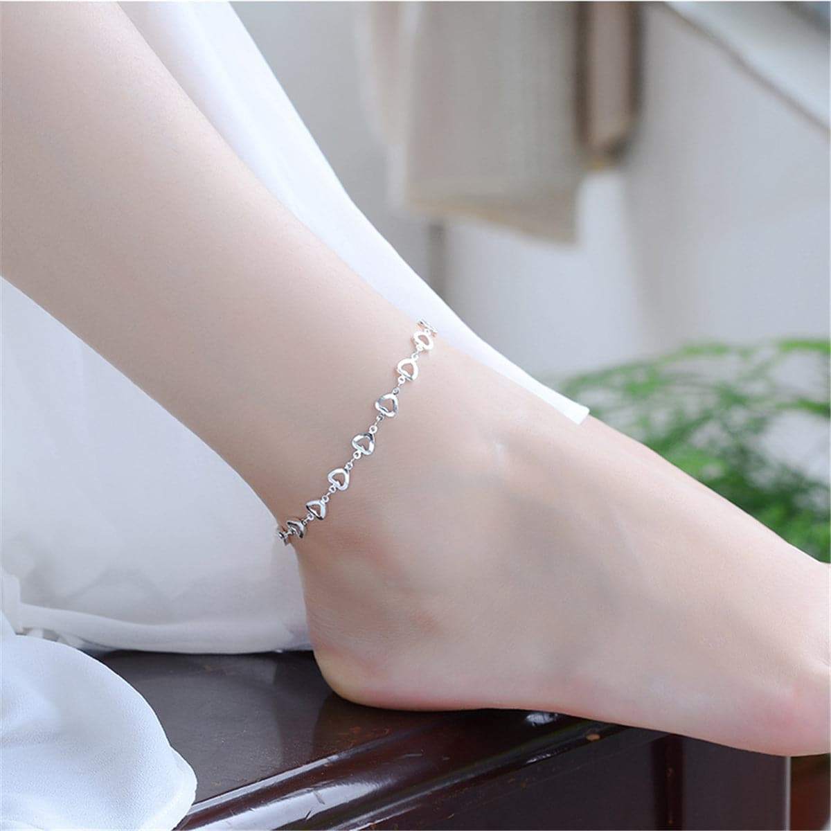 Silvertone Open Heart Station Anklet
