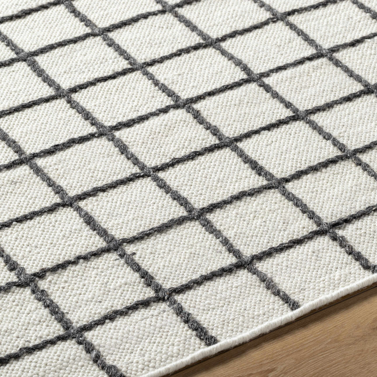 Tauri Area Rug