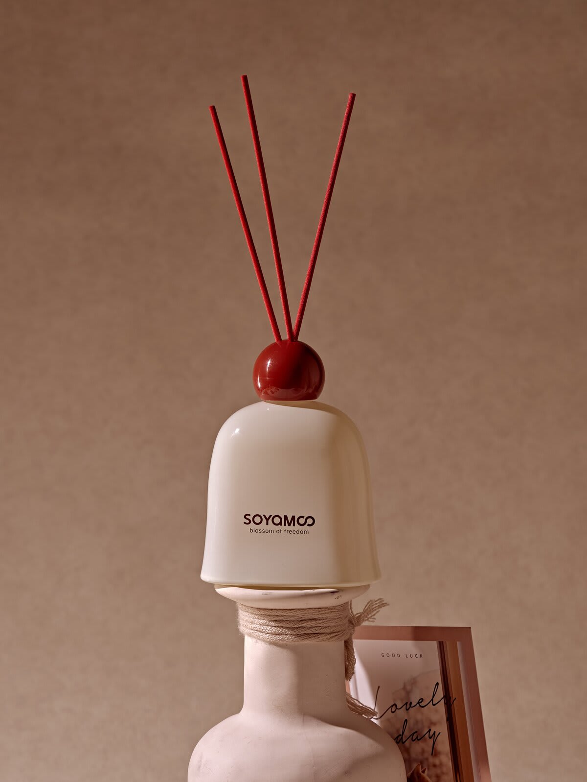 SOYAMOO Ebony Rose Wanderland Collection Reed Diffuser – 150ml