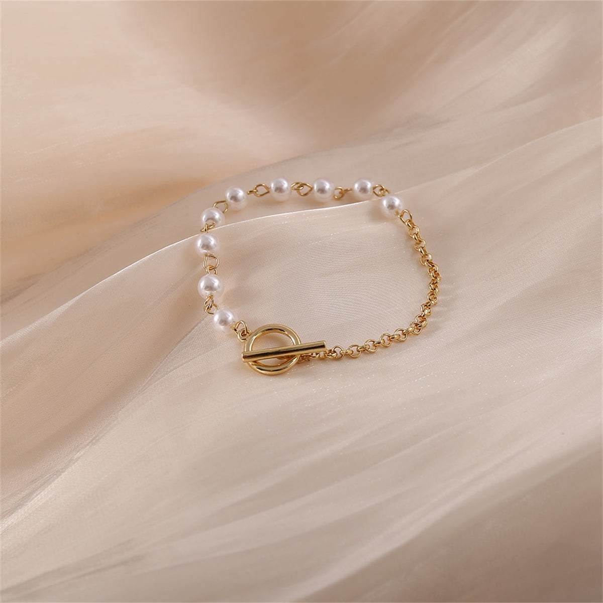 Pearl & Goldtone Bracelet