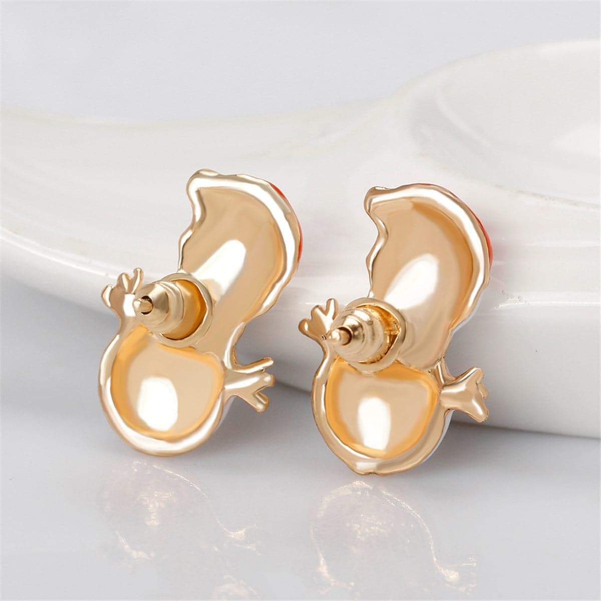 White & Bundled Snowman Stud Earrings