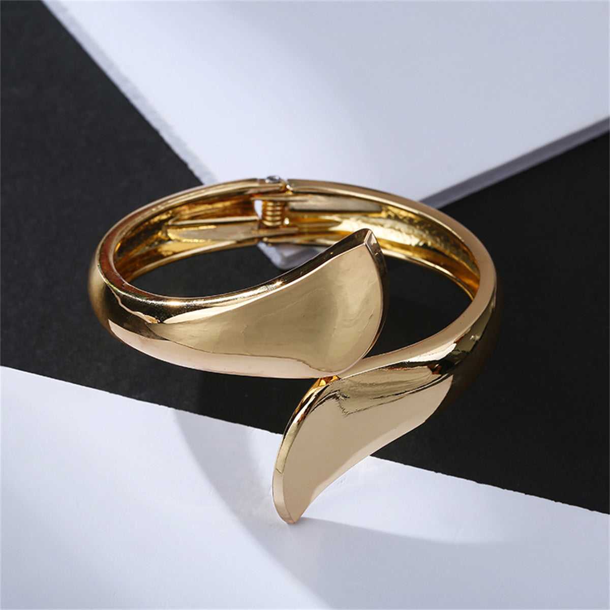 Metallic-