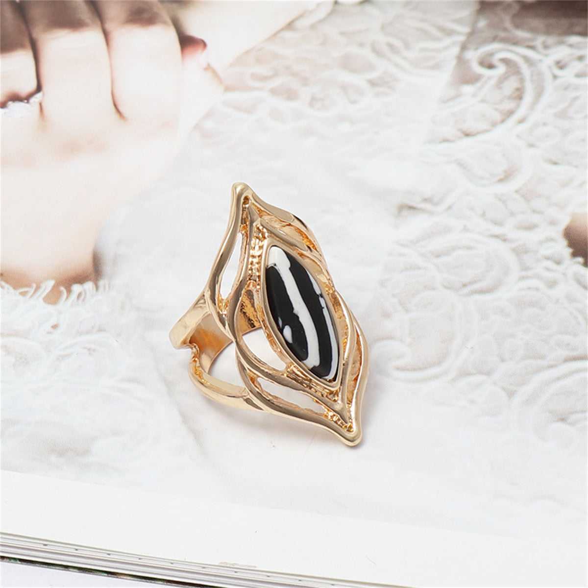 Metallic-