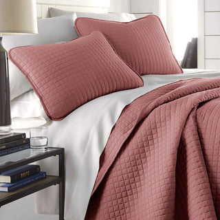 Quilts & Coverlets