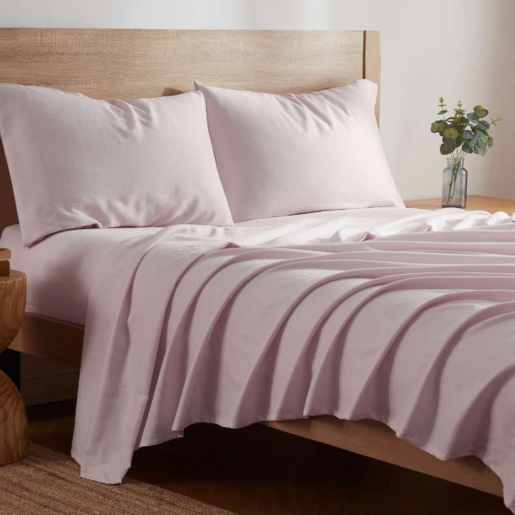 Flashsale–Kathy Ireland: New Today