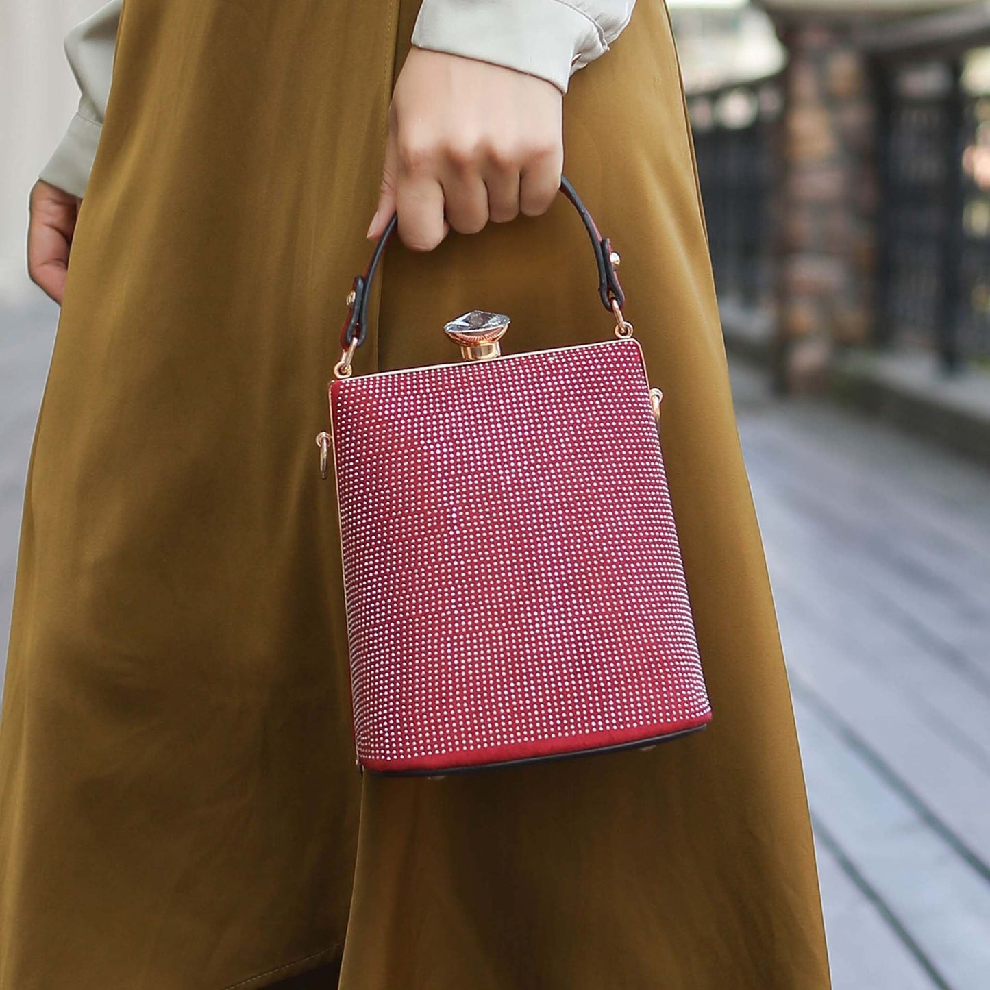 Taliah Clutch Bag