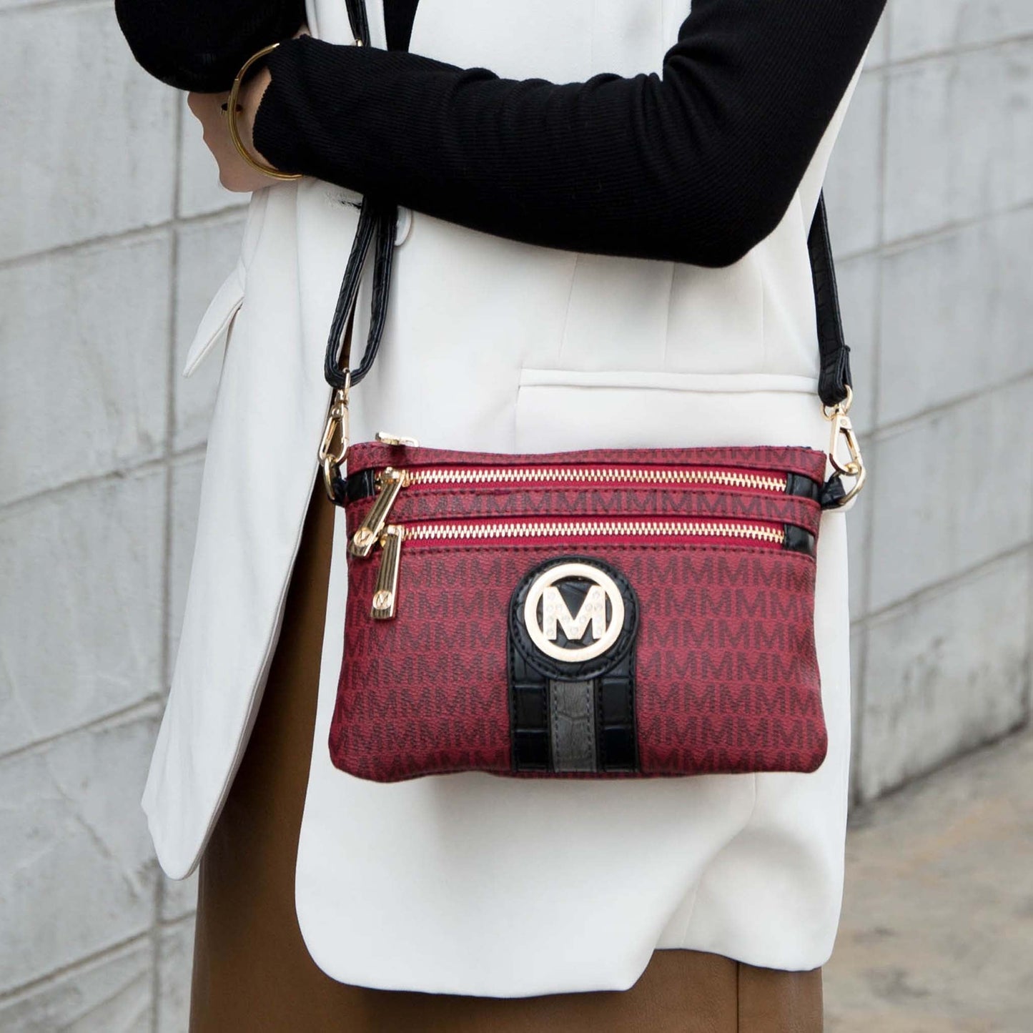 Tarren Signature Crossbody Bag