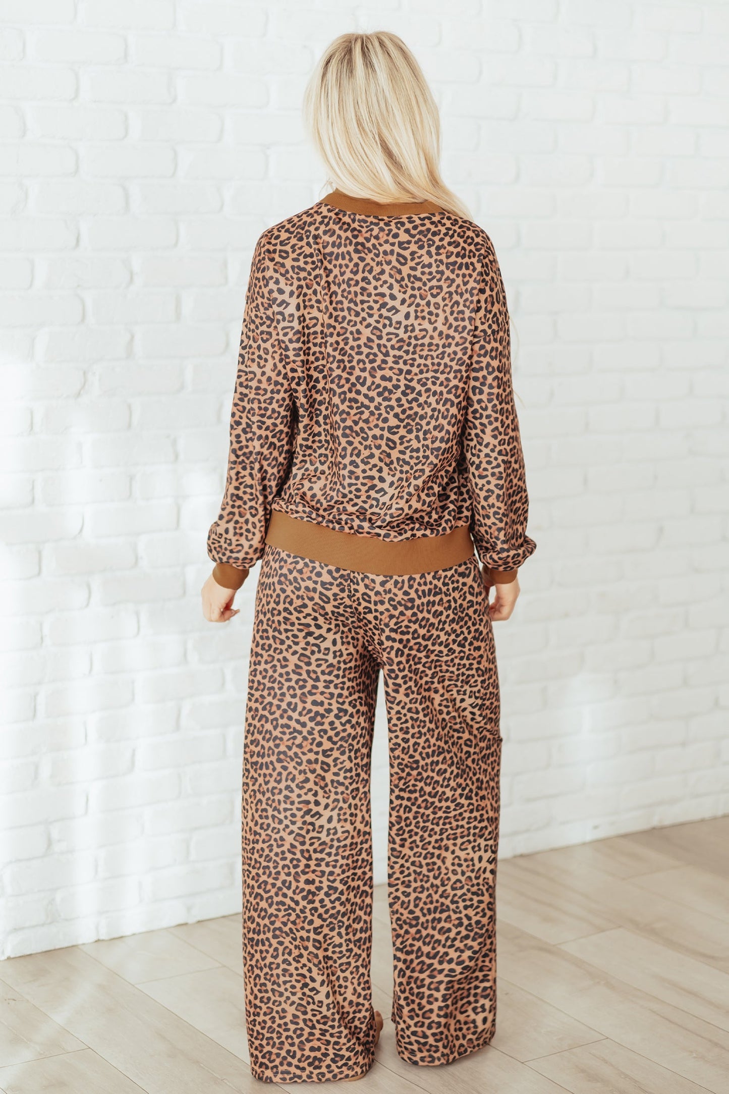 Threaded Pear Katelyn Pullover and Pants