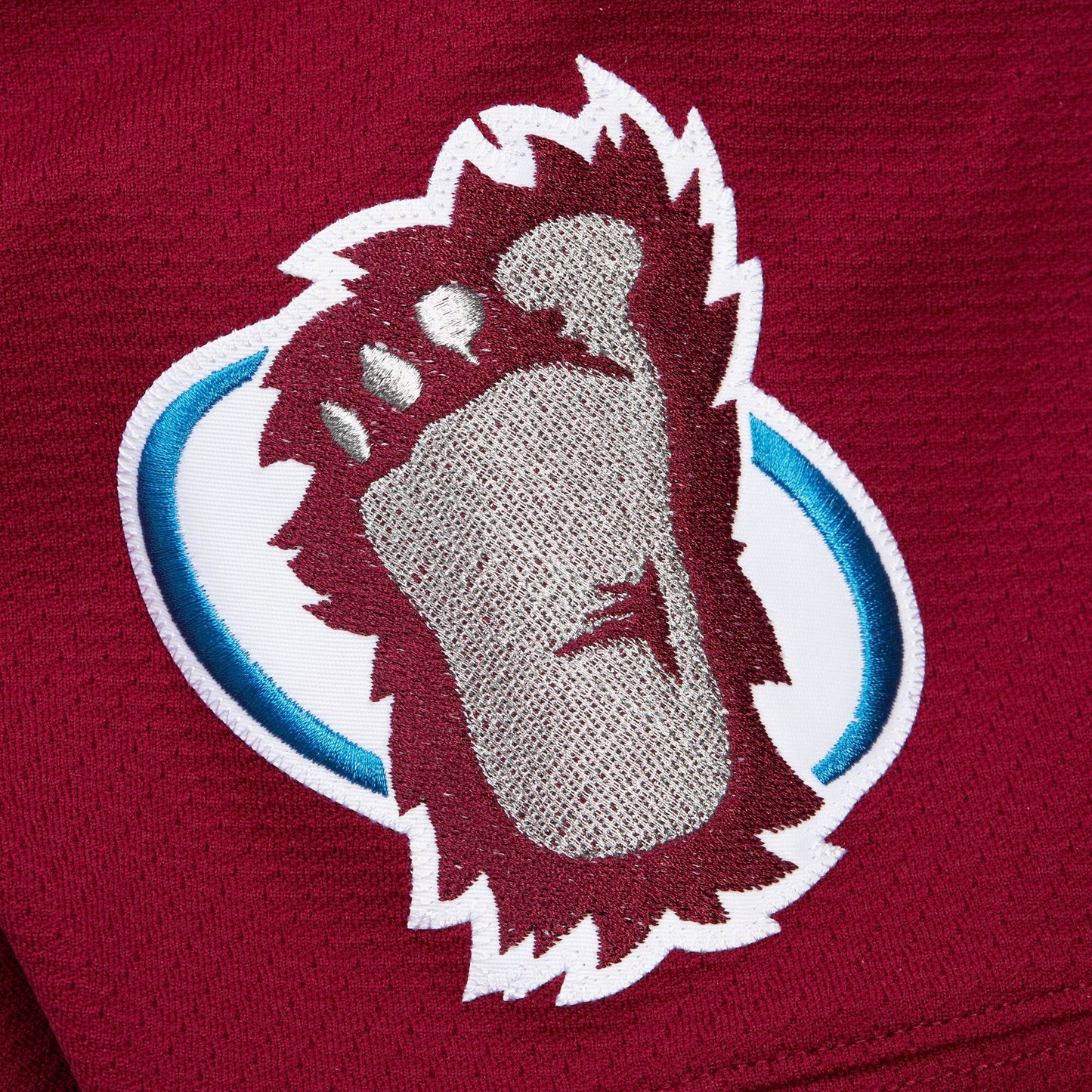 Mitchell & Ness Men's NHL White Jersey Avalanche 2000 Patrick Roy